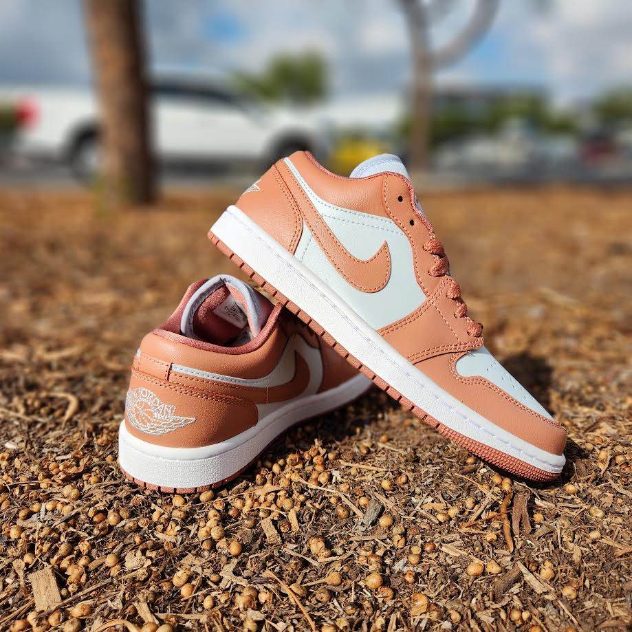 W Air Jordan Low 'Rose Whisper