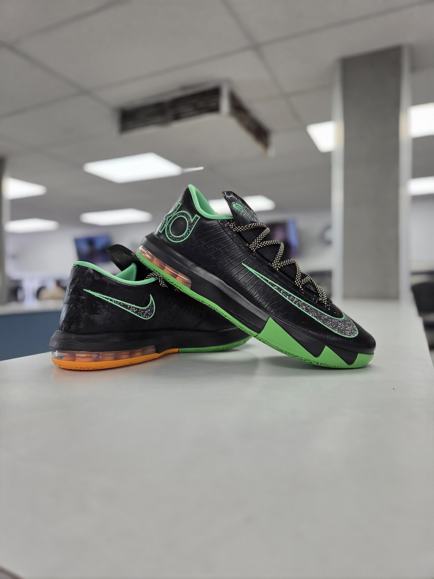 NIKE KD VI 'NIGHT VISION' – PRIVATE SNEAKERS