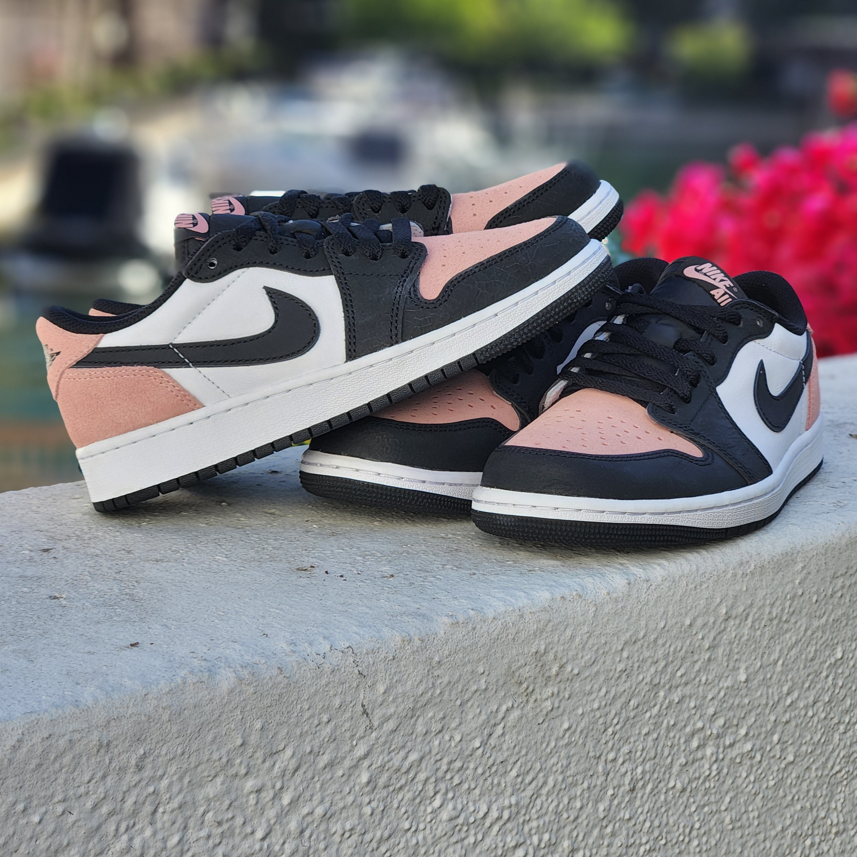 air-jordan-1-low-og-bleached-