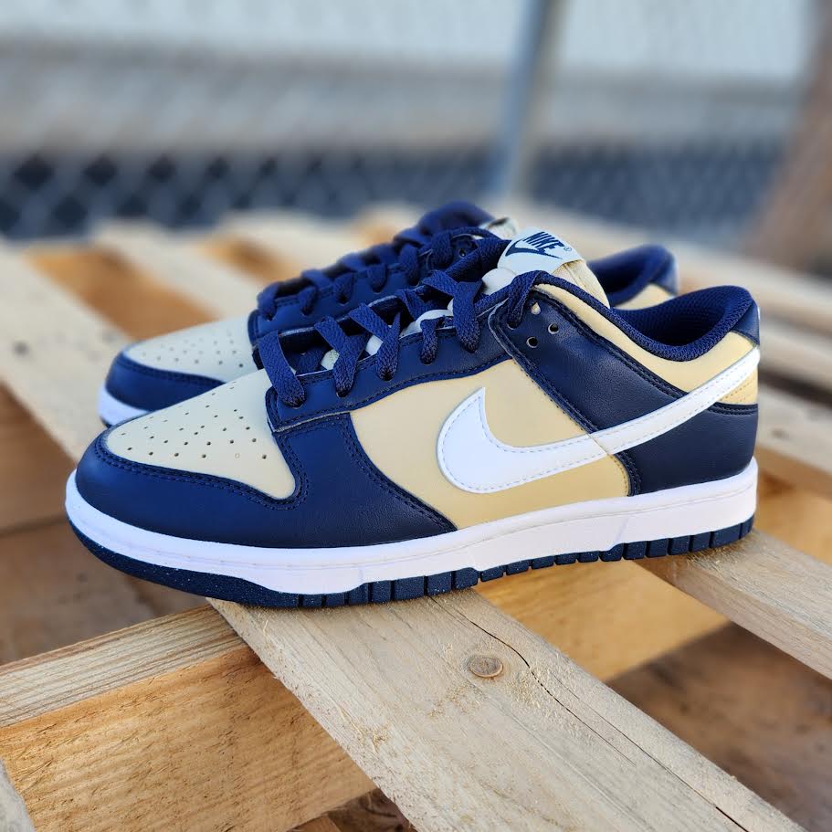 W Nike Dunk Low – PRIVATE SNEAKERS