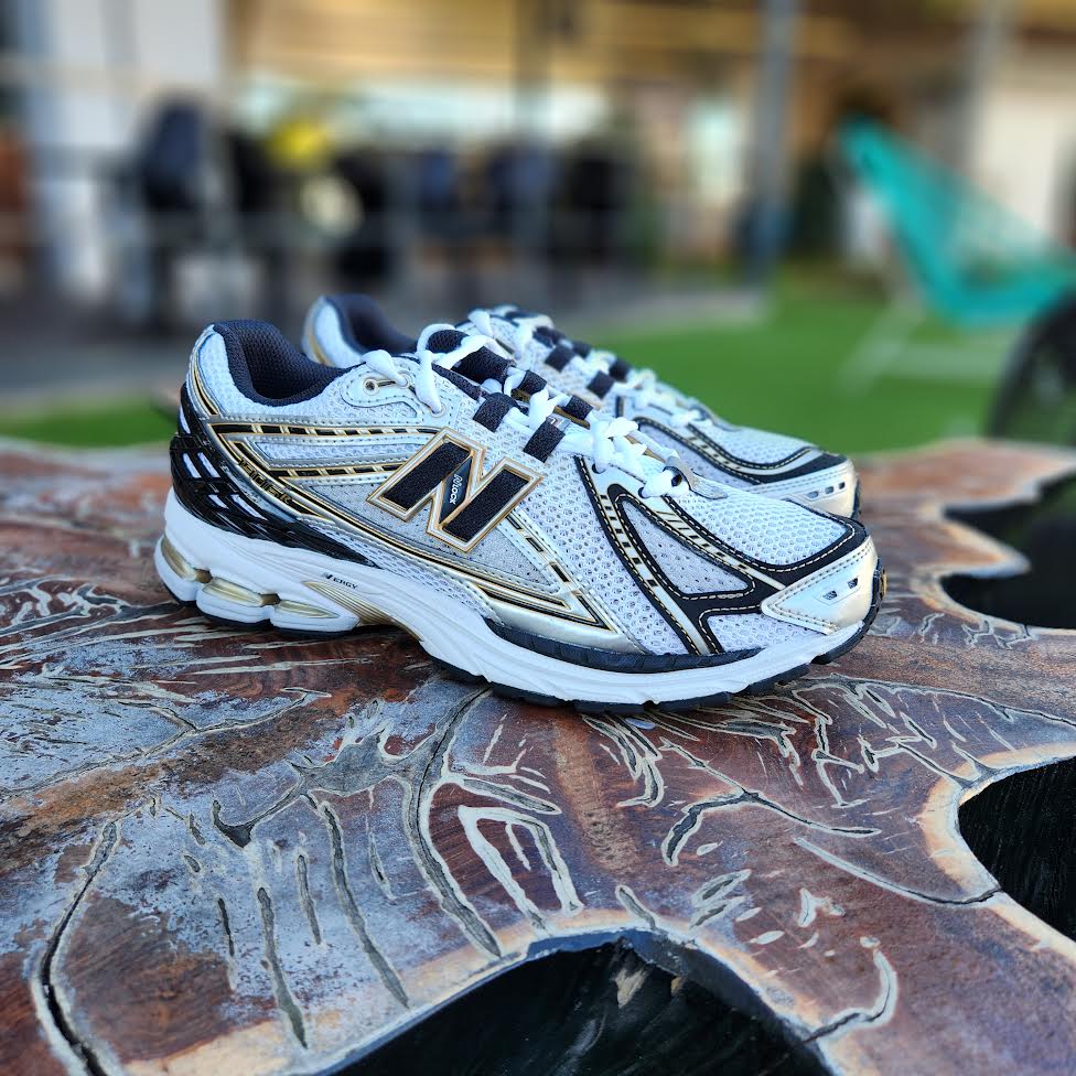 NEW BALANCE 1906 