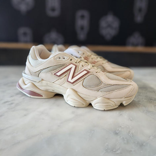 New Balance 9060 – PRIVATE SNEAKERS
