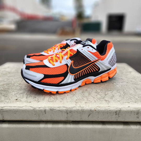 Nike Zoom Vomero 5 – PRIVATE SNEAKERS