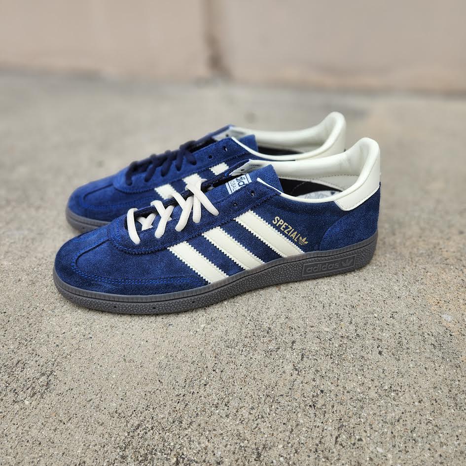 ADIDAS HANDBALL SPEZIAL 'MIDNIGHT SUEDE' – PRIVATE SNEAKERS