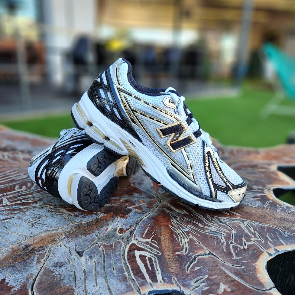 Balance 1906 New Balance 22 Gold NEW BALANCE 1906 'GOLD BUCKET