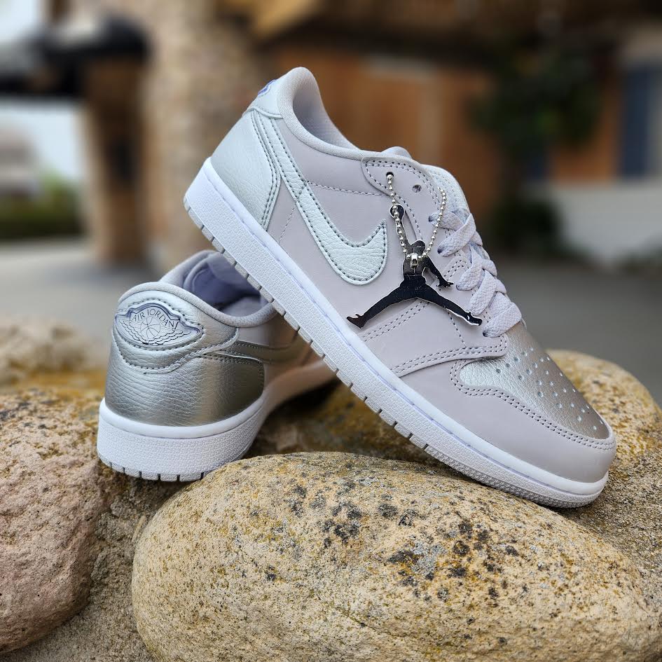 Air Jordan 1 Low OG – PRIVATE SNEAKERS