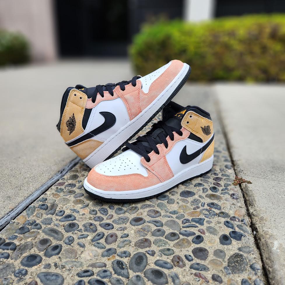 nike air jordan 1 mid rose