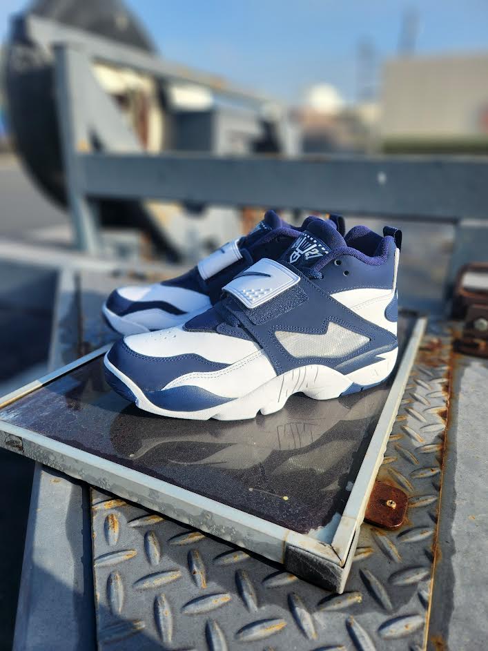 Nike Air Diamond Turf