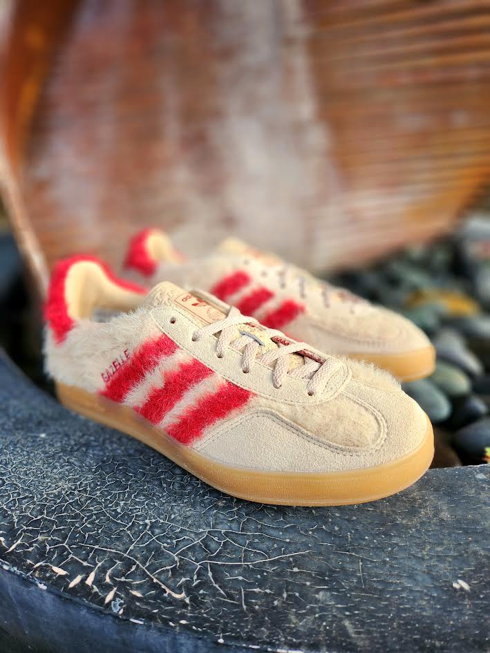 W Adidas Gazelle Indoor "Tan Red"
