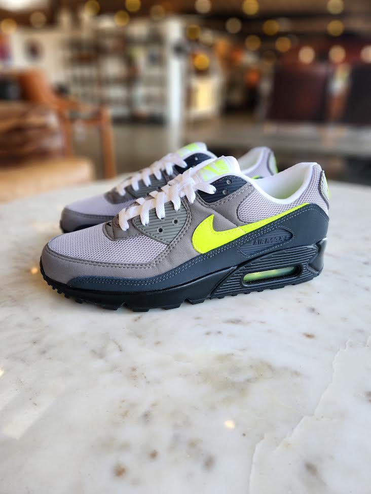 fluorescent green air max 90
