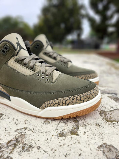 Air Jordan 3 Retro