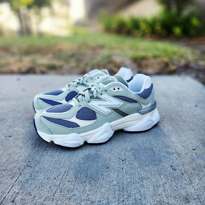 NEW BALANCE 9060 GS