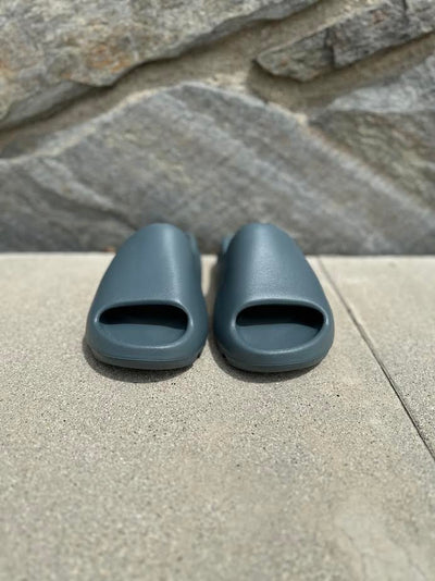 Adidas Yeezy Slide – PRIVATE SNEAKERS