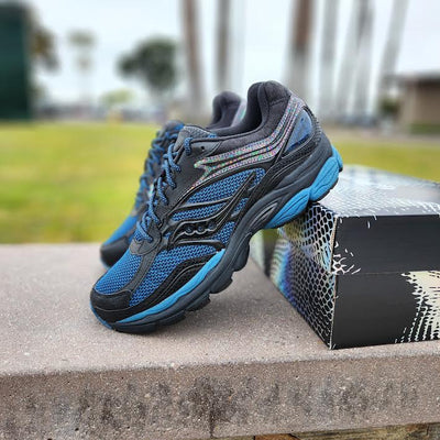 SAUCONY PROGRID OMNI 9 BLACK GLOW