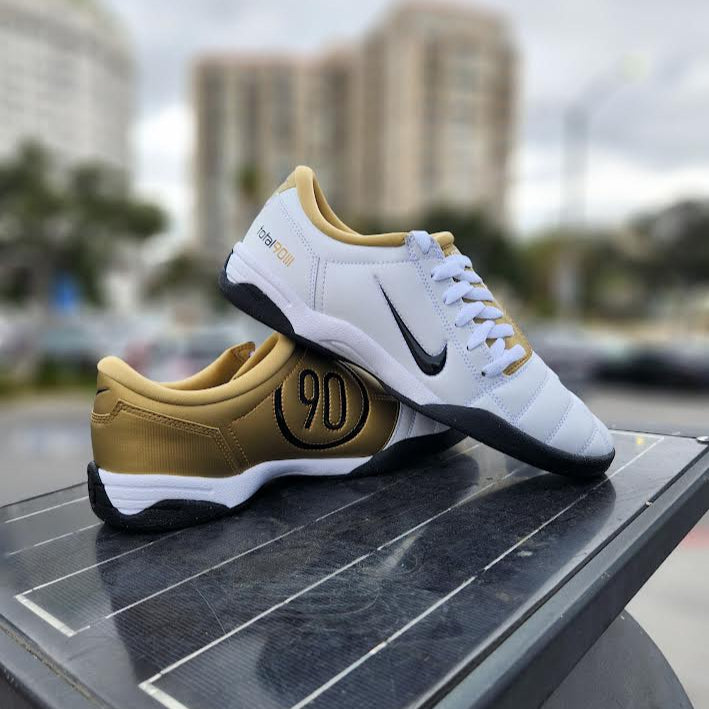 Nike Total 90 Gold Nike Total 90 SP