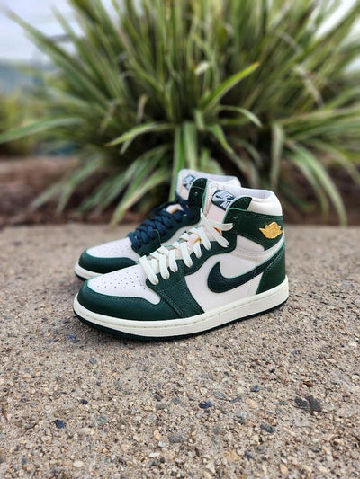 W Air Jordan 1 Retro High OG