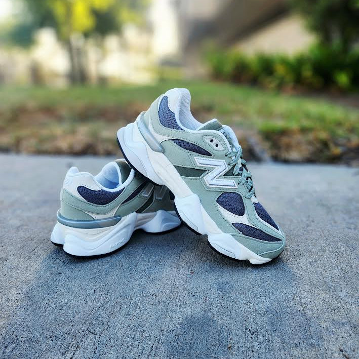 NEW BALANCE 9060 GS