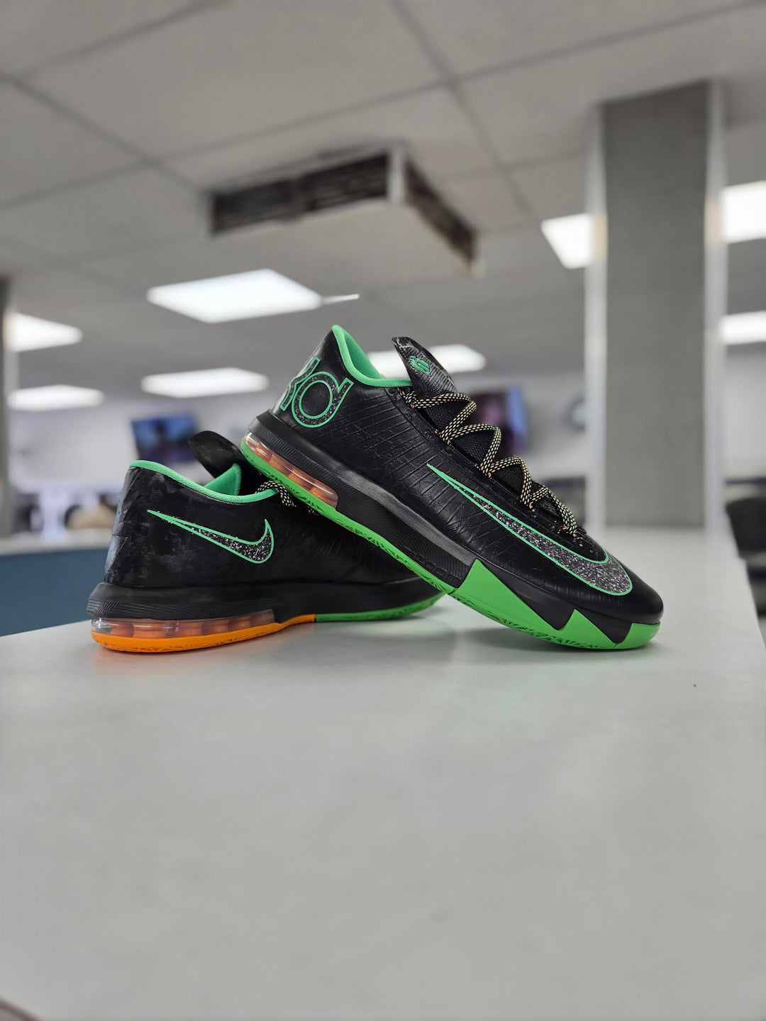 NIKE KD VI 'NIGHT VISION' – PRIVATE SNEAKERS