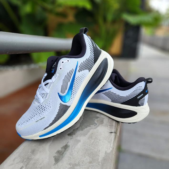 Nike Vomero 18 – PRIVATE SNEAKERS