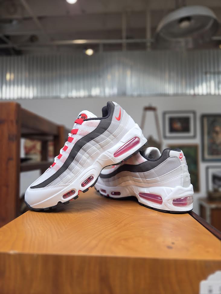 NIKE AIRMAX 95 BIG BUBBLE PREMIUM “Comet NIKE AIR MAX 95 BIG BUBBLE PREMIUM 'COMET' – PRIVATE SNEAKERS