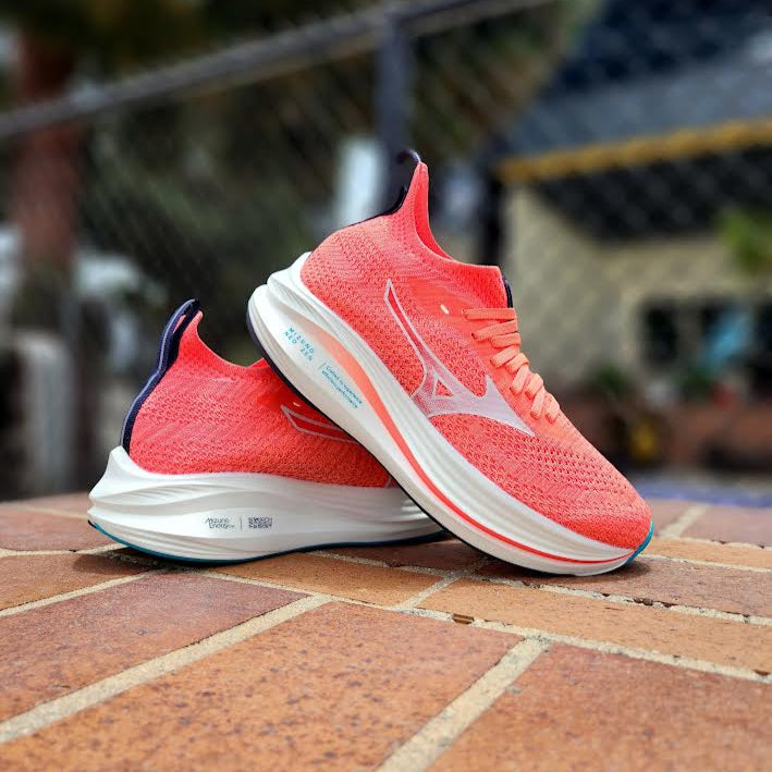MIZUNO NEO ZEN WOMENS STRIKING CORAL WHITE – PRIVATE SNEAKERS
