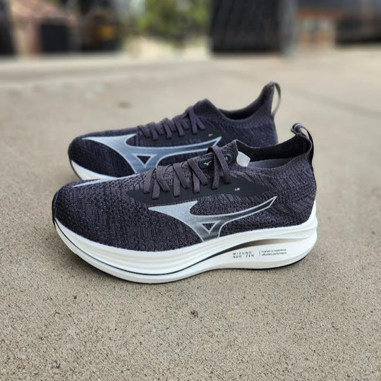 MIZUNO NEO ZEN BLACK SAND QUIET SHADE – PRIVATE SNEAKERS