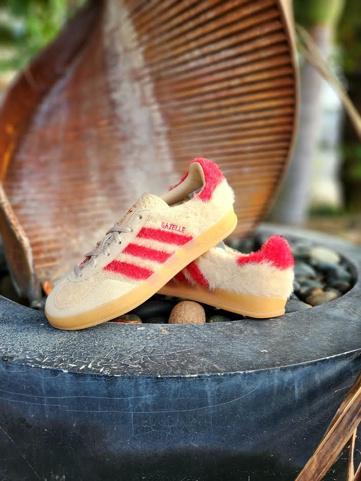W Adidas Gazelle Indoor "Tan Red"