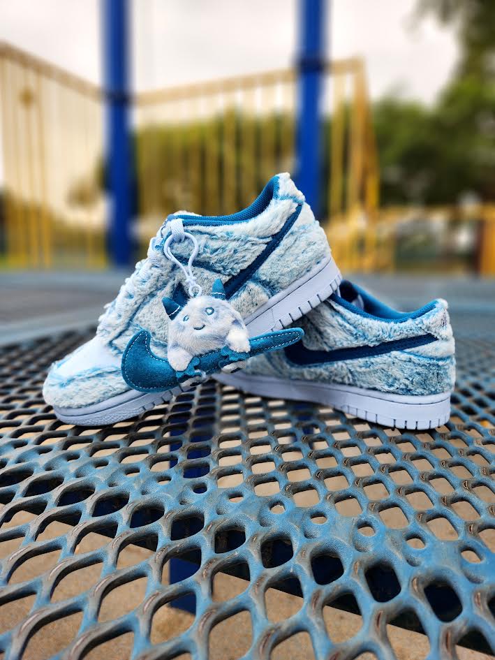 Nike Dunk Low "Abominable Snowman"