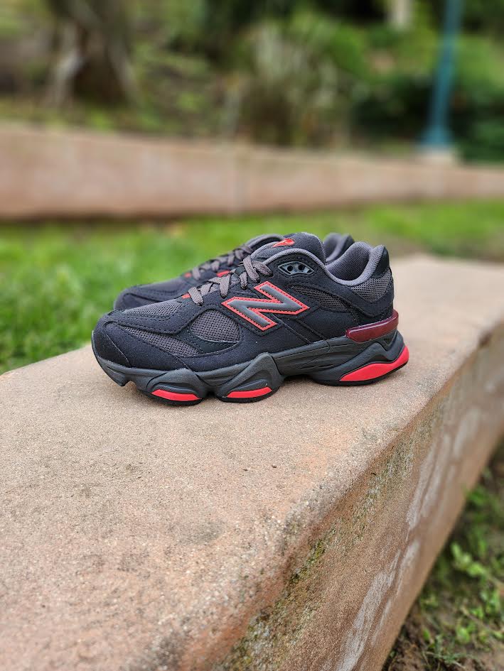NEW BALANCE 9060 GS