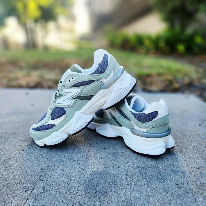 NEW BALANCE 9060 GS