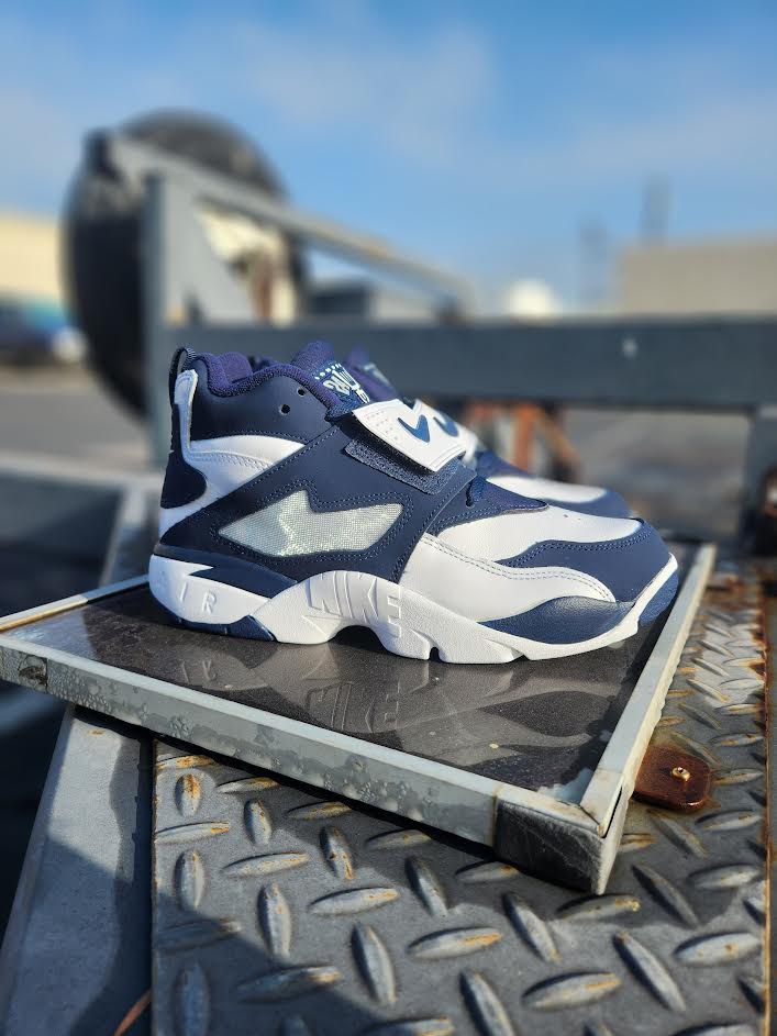Nike Air Diamond Turf