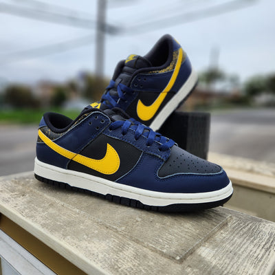 Nike Dunk Navy Blue And Yellow Tennis Shoes Nike Dunk Low Retro