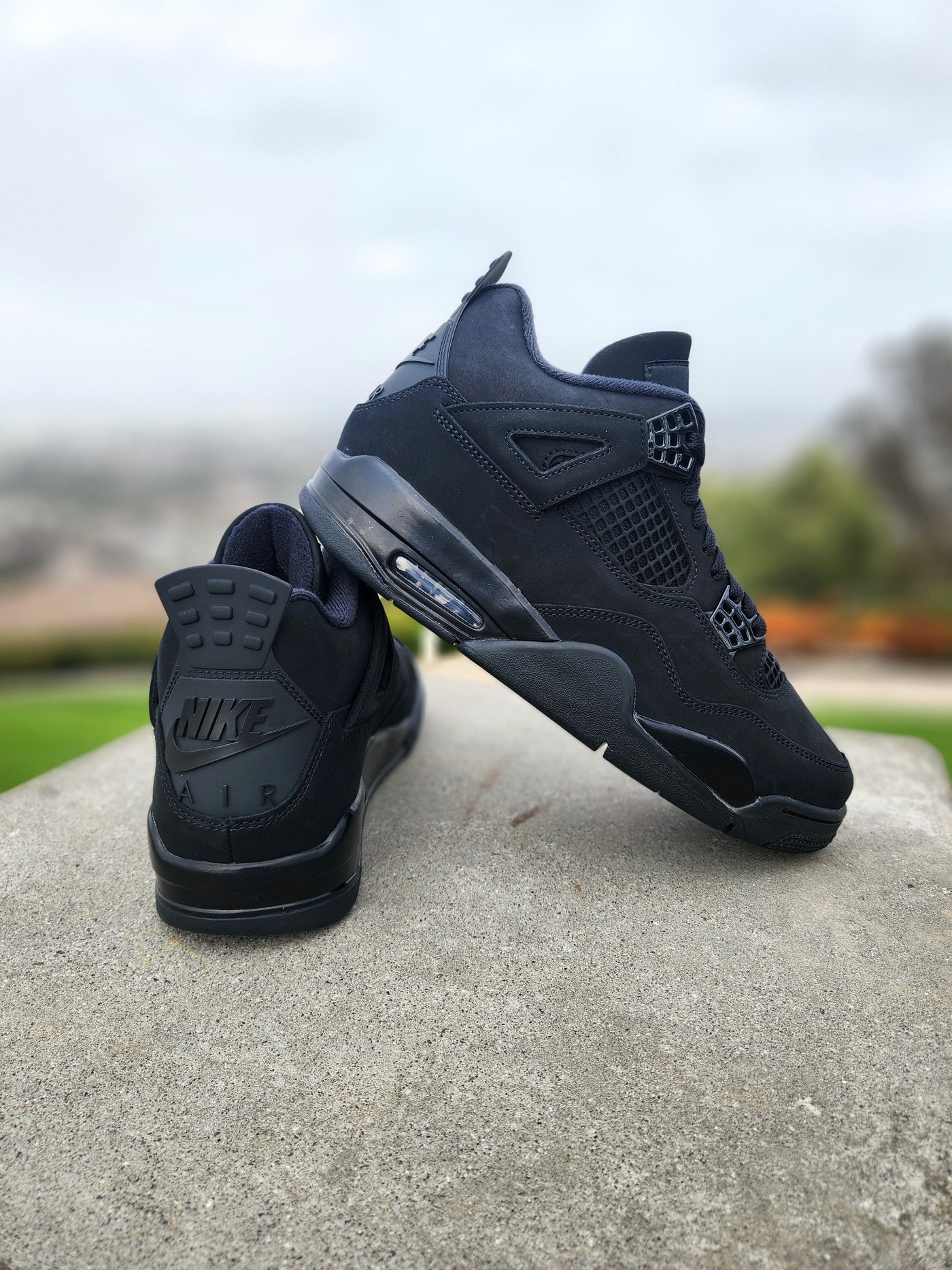 Air Jordan 4 Retro “Black Cat”