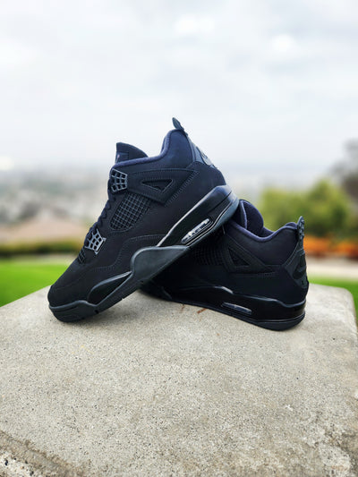 Air Jordan 4 Retro “Black Cat”
