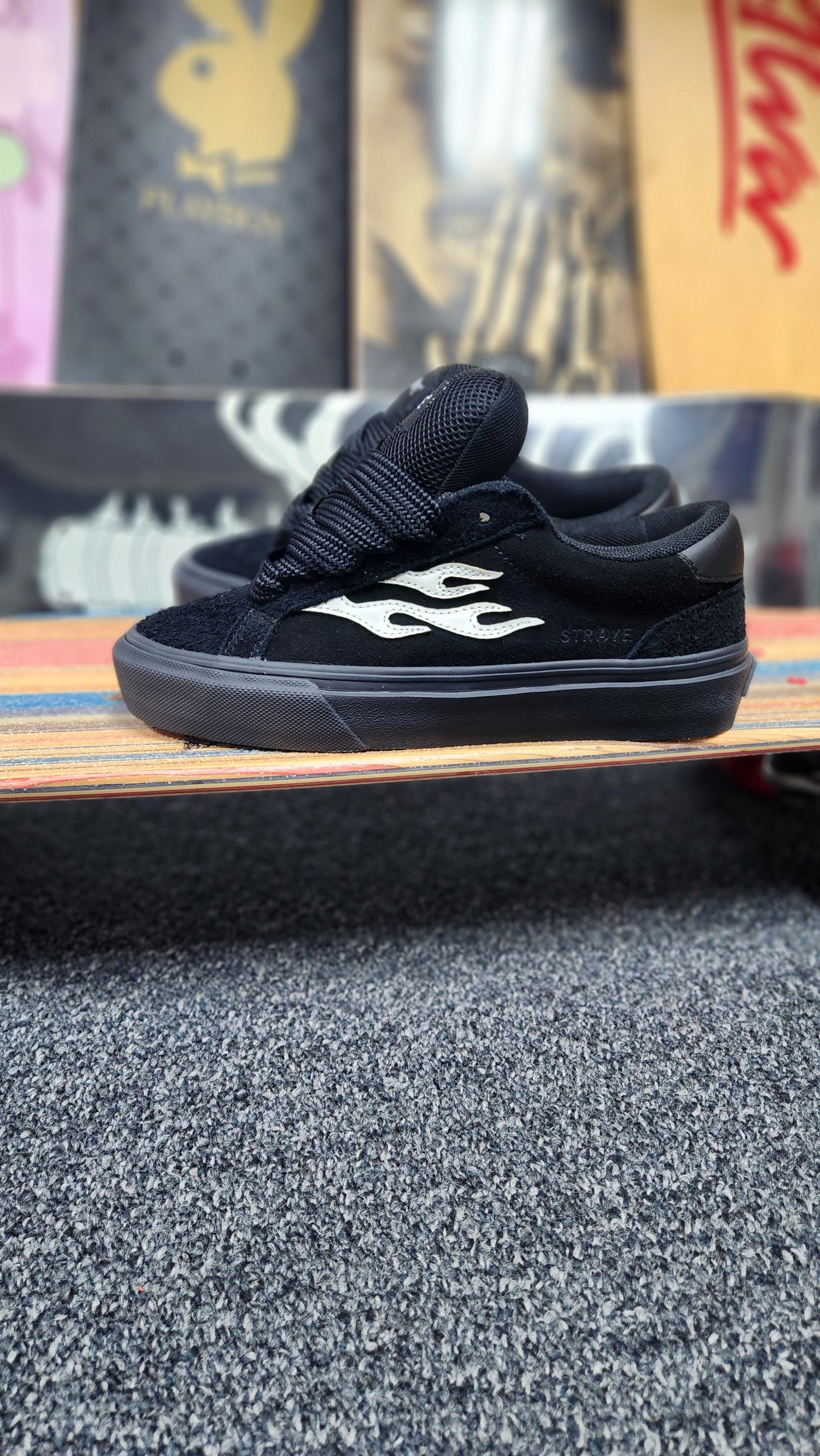 STRAYE LOGAN PUFF PHANTOM 'LA FLAME' – PRIVATE SNEAKERS