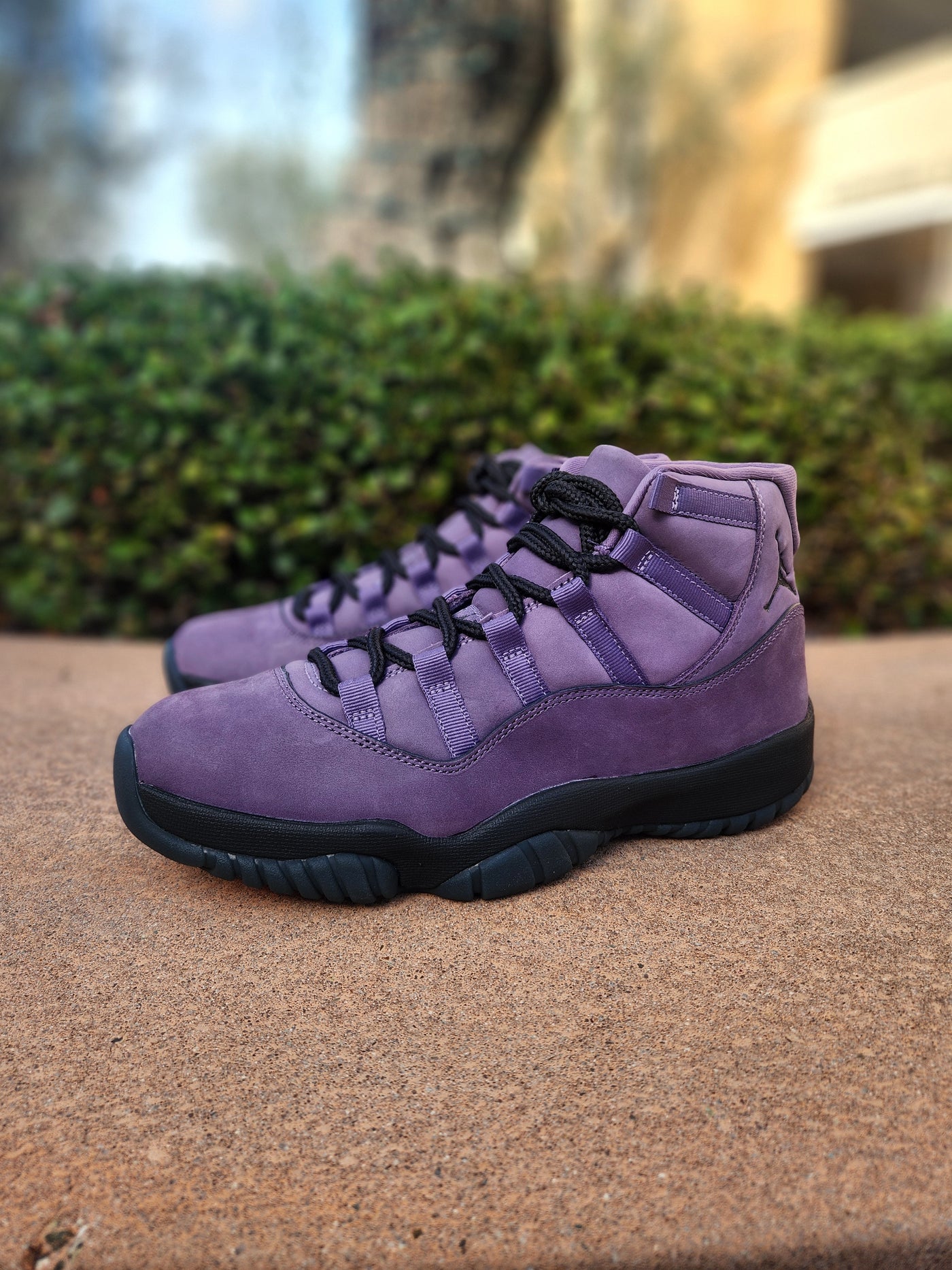 AIR JORDAN 11 RETRO 'MOJAVE'