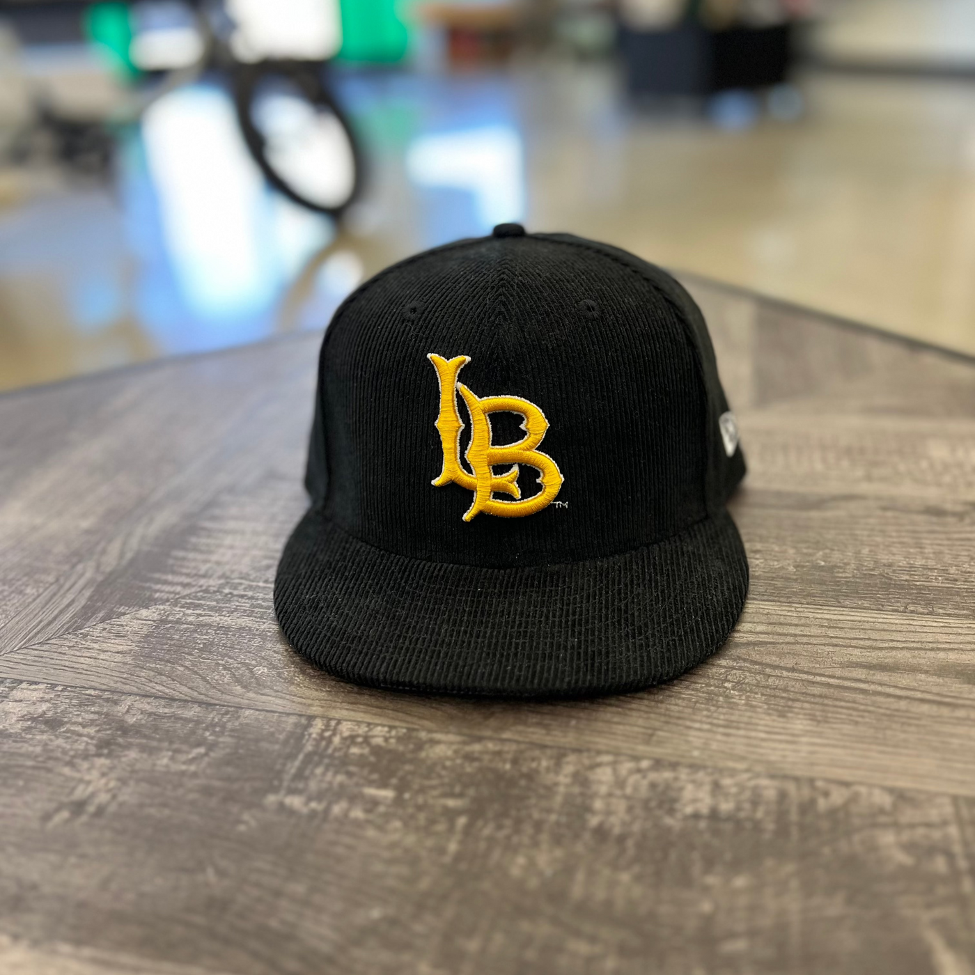 5950 NEW ERA LONG BEACH BLACK CORDUROY GLOW – PRIVATE SNEAKERS