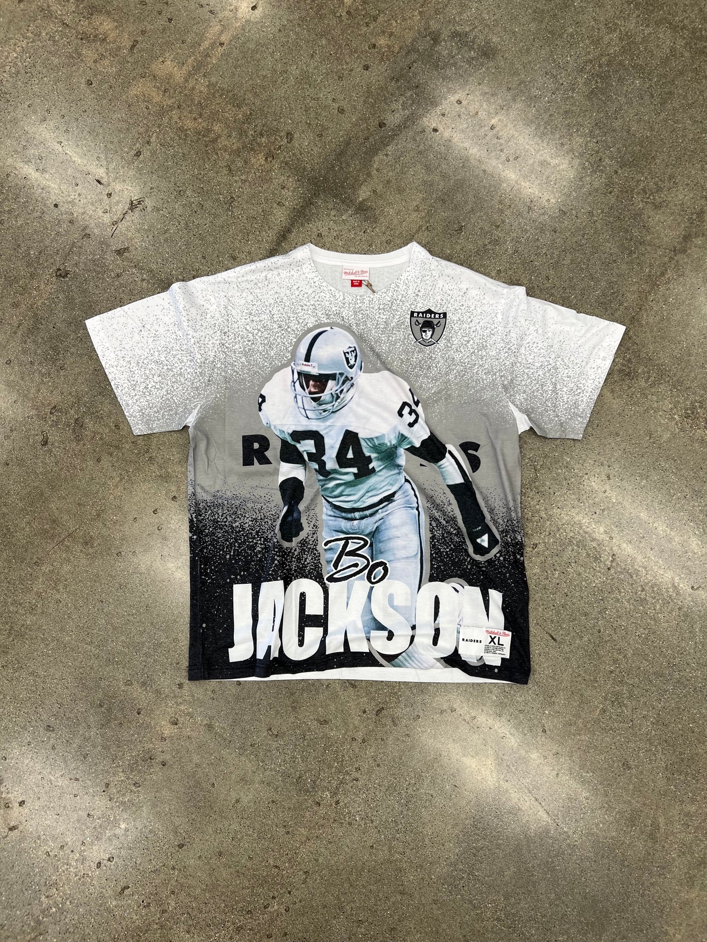 MITCHELL & NESS NFL PLAYER BURST SUBLIMATED TEE VINTAGE LOGO RAIDERS BO JACKSON