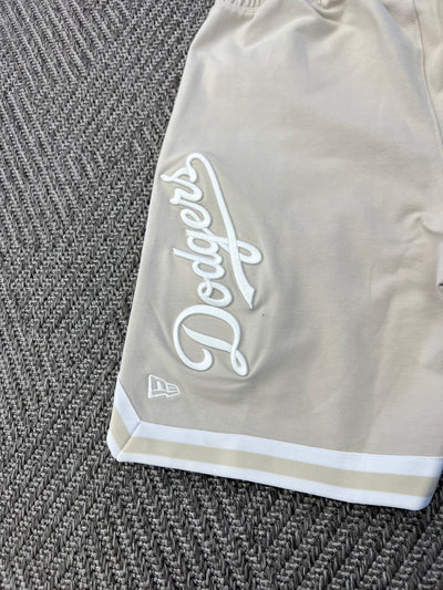 NEW ERA M LOGO SELECT SHORTS LOS DODGERS STONE WHITE