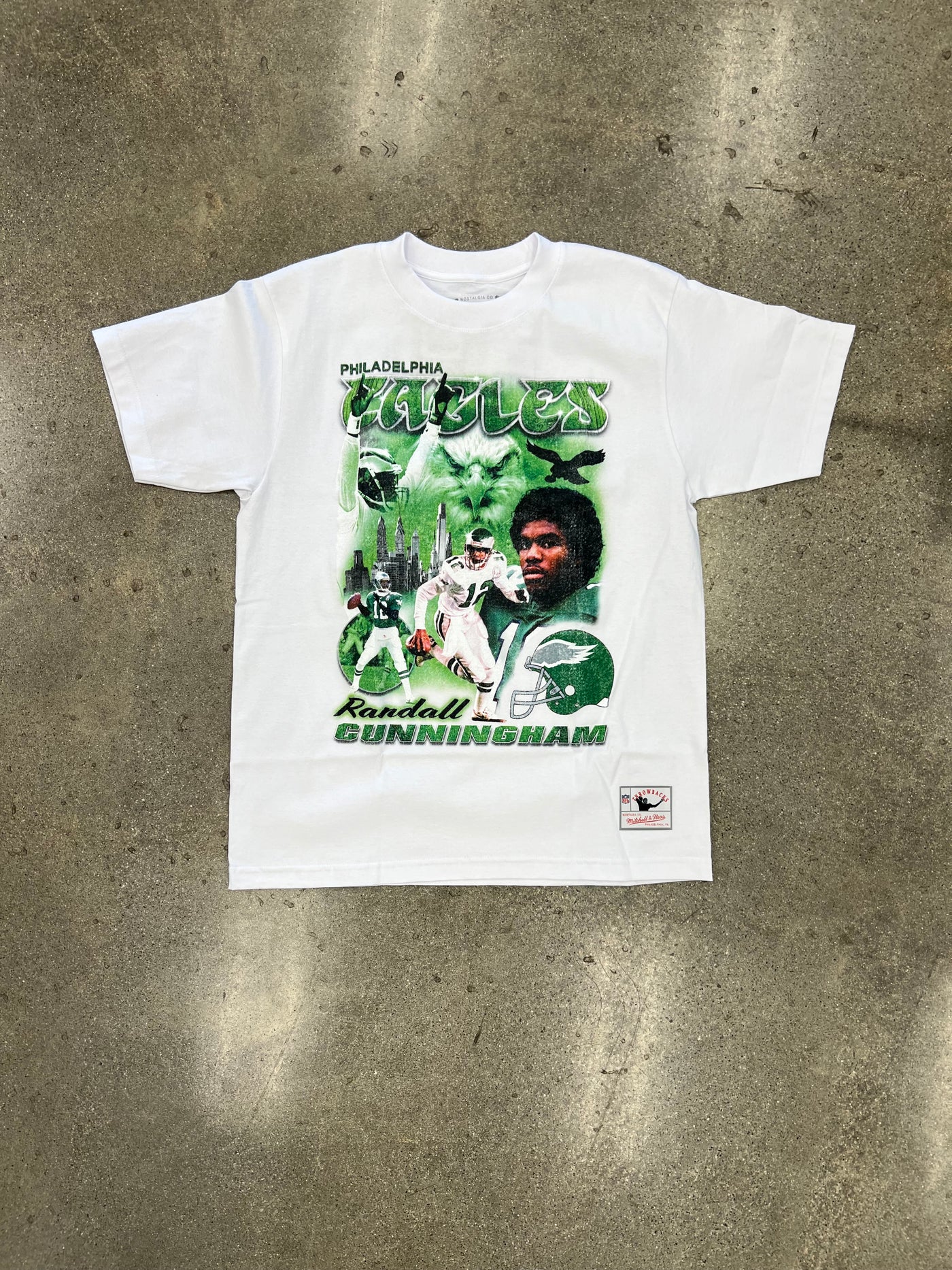 MITCHELL & NESS NFL COLLAGE TEE EAGLES RANDALL CUNNINGHAM WHITE