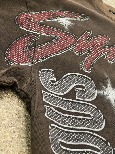 THE SYNDICATE NOTORIOUS TEE MOCHA WASHED