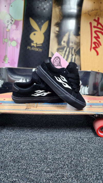 STRAYE LOGAN PUFF PHANTOM 'LA FLAME'