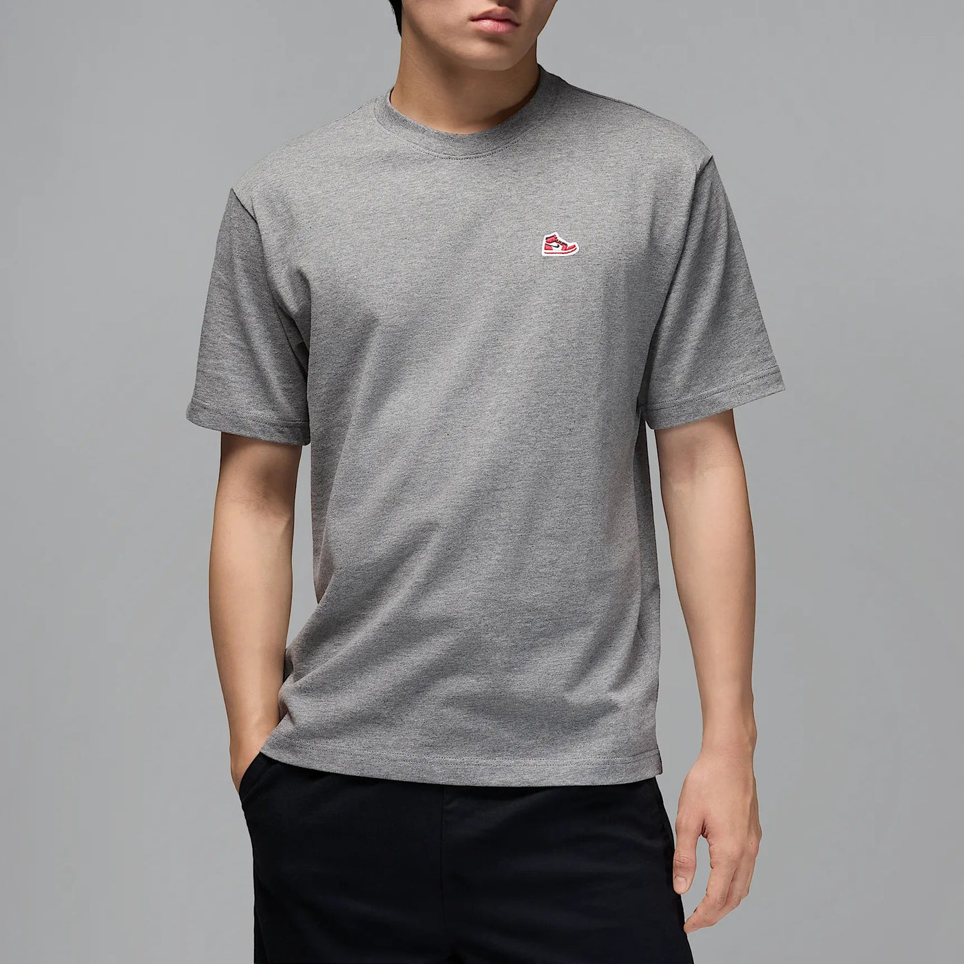 Jordan Brand Men's Sneaker Patch T-Shirt – PRIVATE SNEAKERS Jordan Brand Men's Sneaker Patch T-Shirt – PRIVATE SNEAKERS