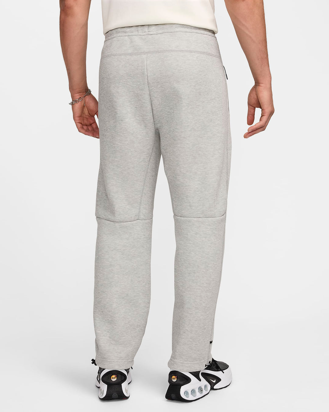 Nike Tech Men's Fleece Open-Hem Pants – PRIVATE SNEAKERS