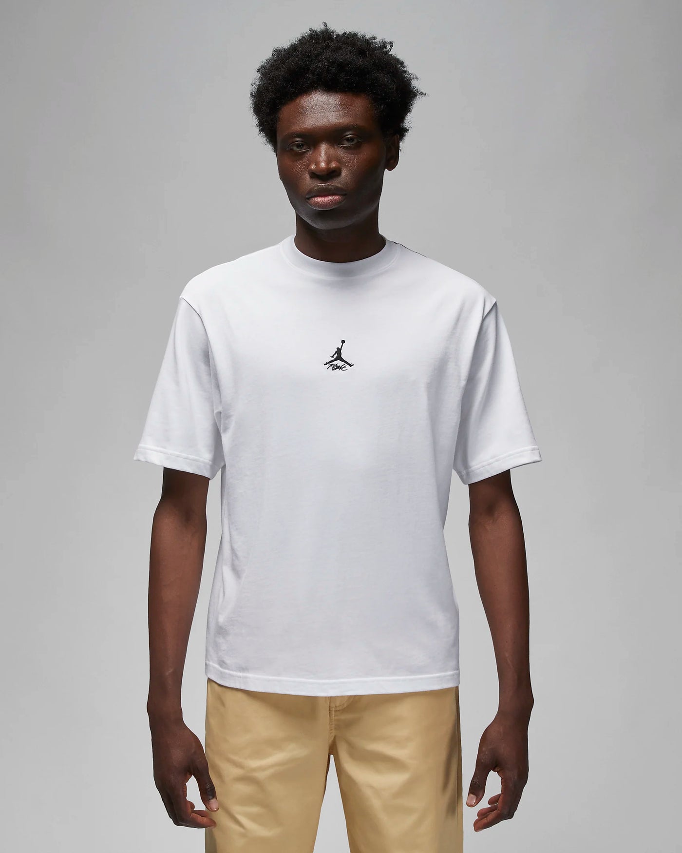 Jordan Flight Heritage 85 T-Shirt – PRIVATE SNEAKERS Jordan Flight Heritage 85 T-Shirt – PRIVATE SNEAKERS