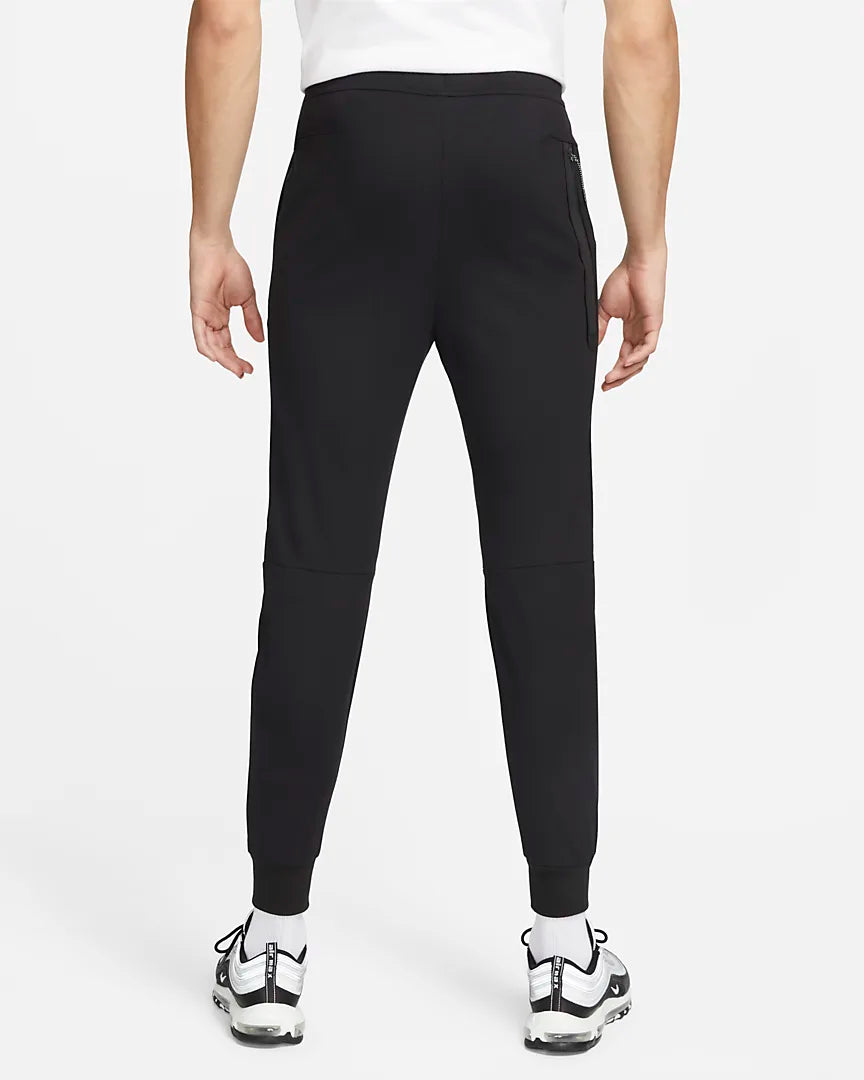 Nike Tech Fleece Lightweight Slim Fit Jogger Sweatpants