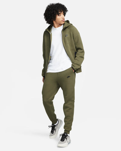 Nike Sportswear Tech Fleece Slim Fit Joggers