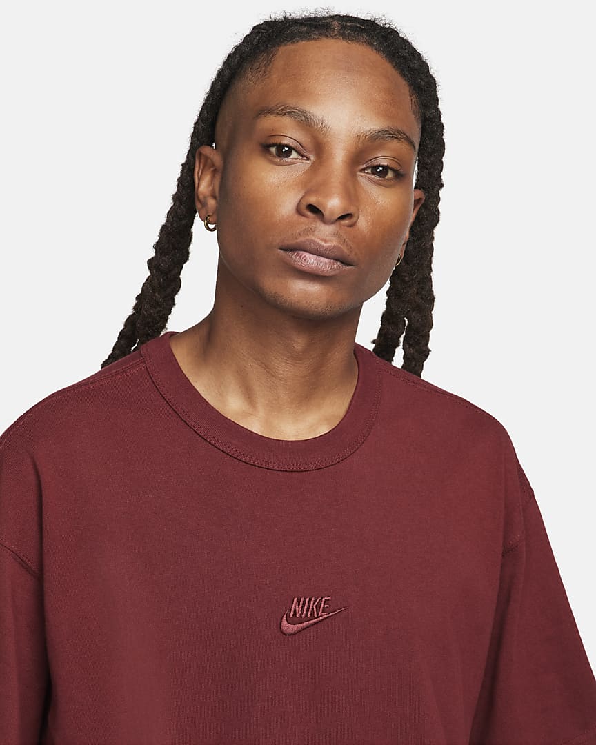 nike premium essential sweatshirt
