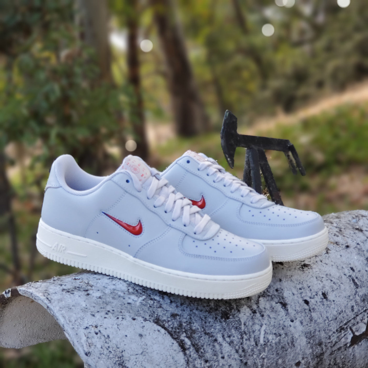 NIKE AIR FORCE 1 '07 PRM JEWEL HOME AND AWAY GREY