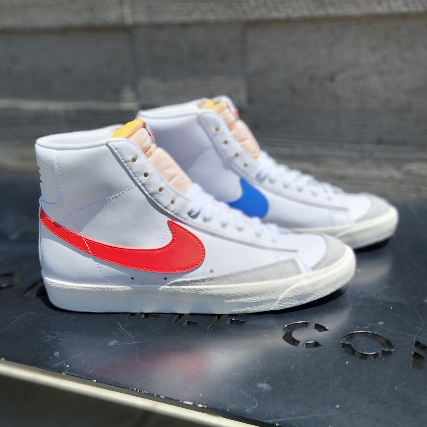 Nike Blazer Mid '77 Vintage Blue And Red Swooshes